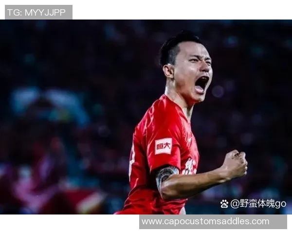 足球明星如何通过脚力量塑造比赛风格与个人成就的秘密揭秘