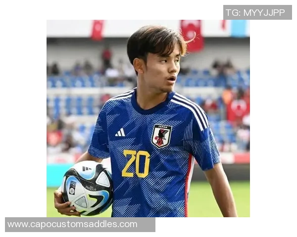 韩国足球新星崛起引发全球关注成就与挑战并存的传奇之路