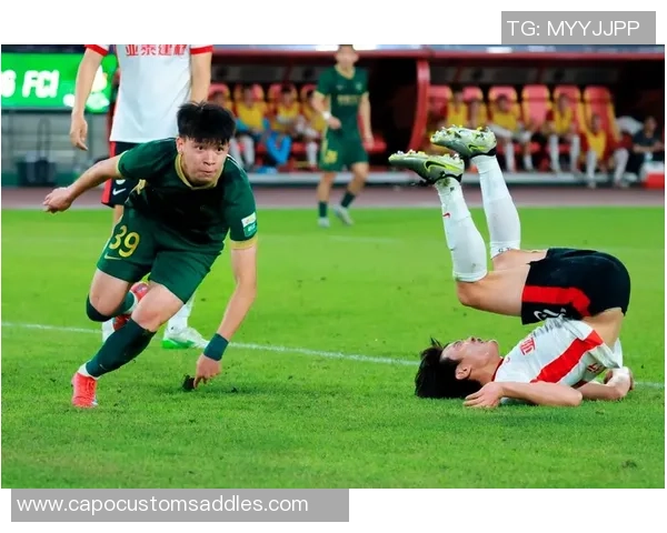 热议足球：杭州足球队的团队协作变革_1